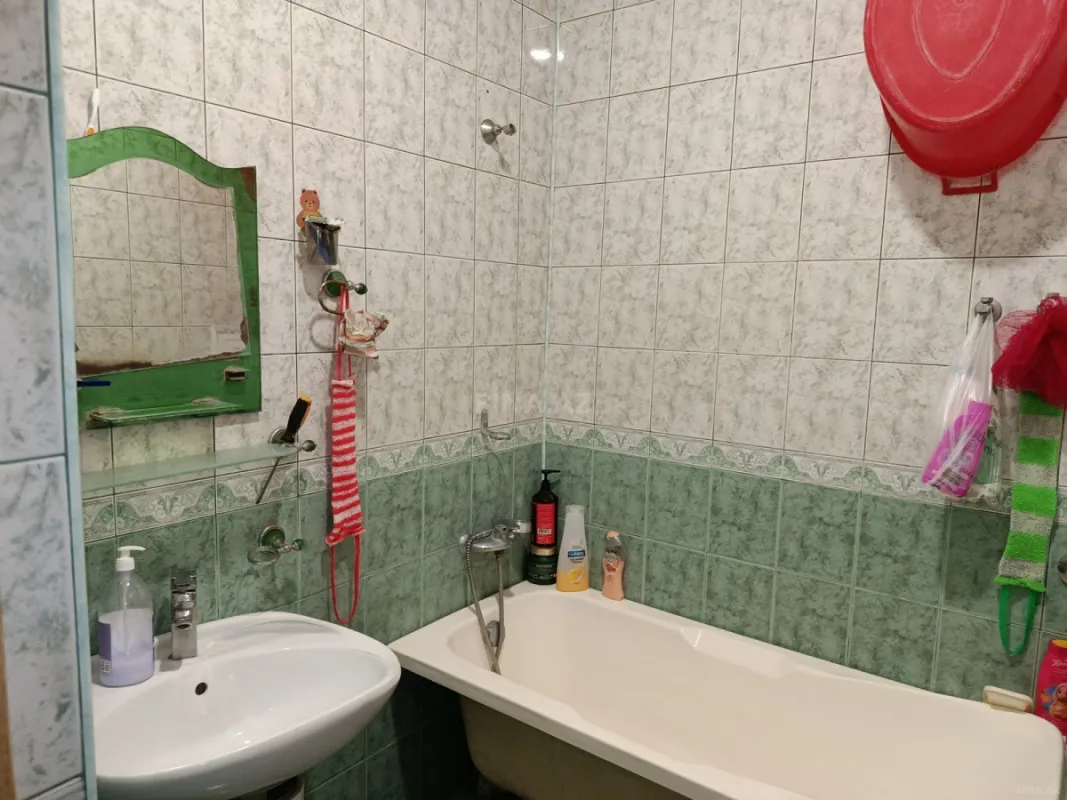 Satılır 2 otaqlı mənzil 78 m²