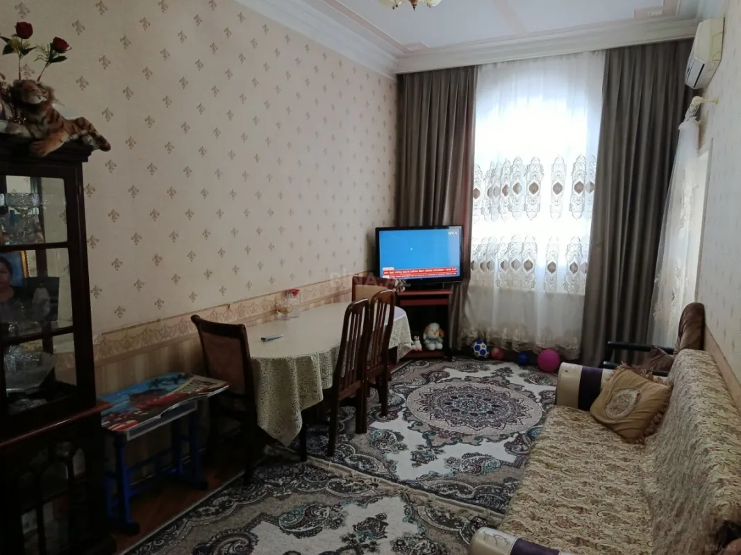 Satılır 2 otaqlı mənzil 78 m²