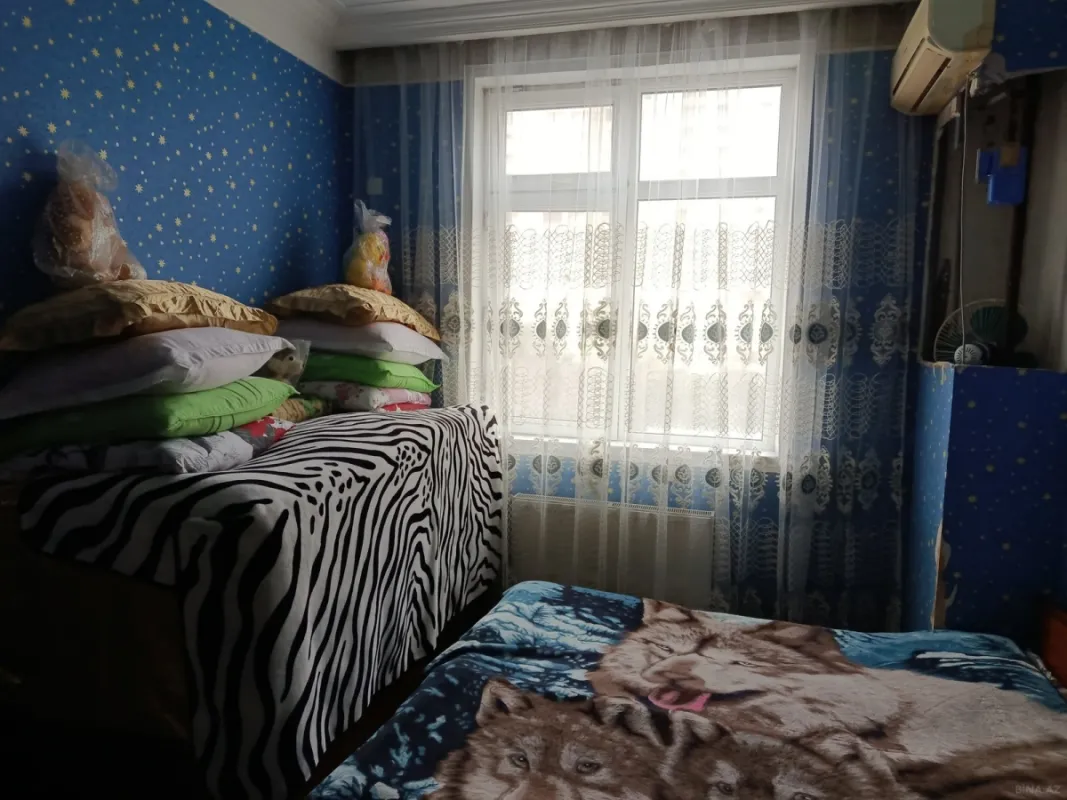 Satılır 2 otaqlı mənzil 78 m²