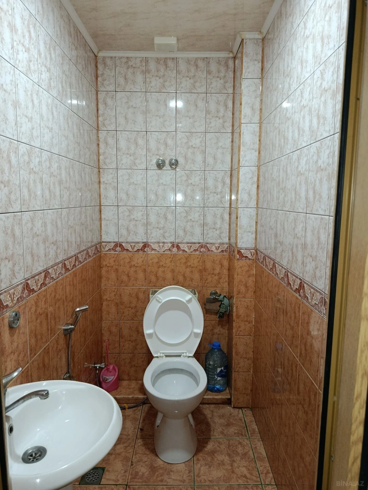 Satılır 2 otaqlı mənzil 78 m²