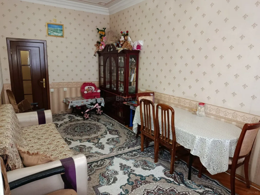 Satılır 2 otaqlı mənzil 78 m²