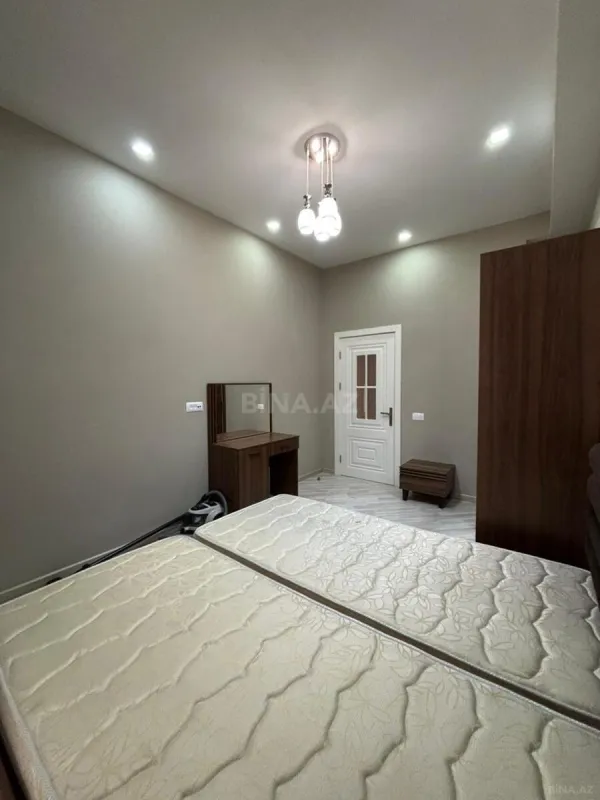 Satılır 3 otaqlı mənzil 144 m²