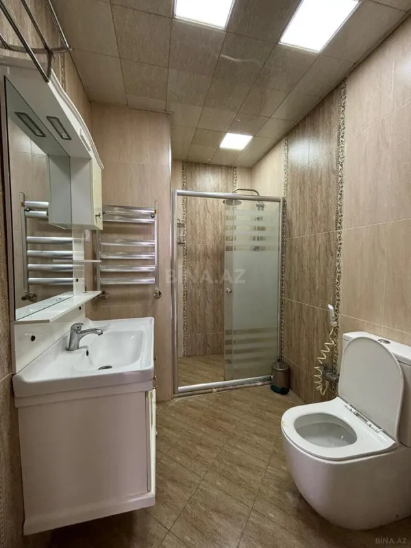 Satılır 3 otaqlı mənzil 144 m²