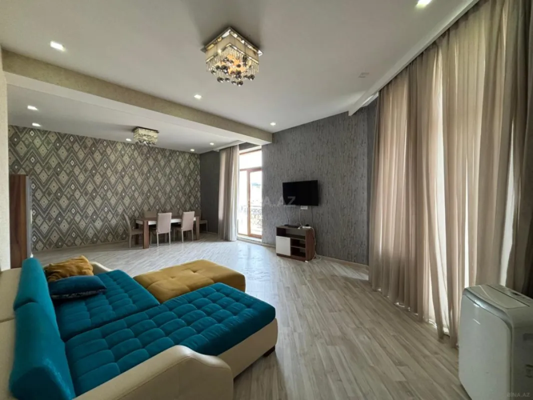 Satılır 3 otaqlı mənzil 144 m²