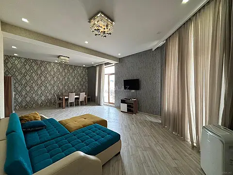 Satılır 3 otaqlı mənzil 144 m² — Bakı, Yeni Günəşli 3 otaq 144.00 m²