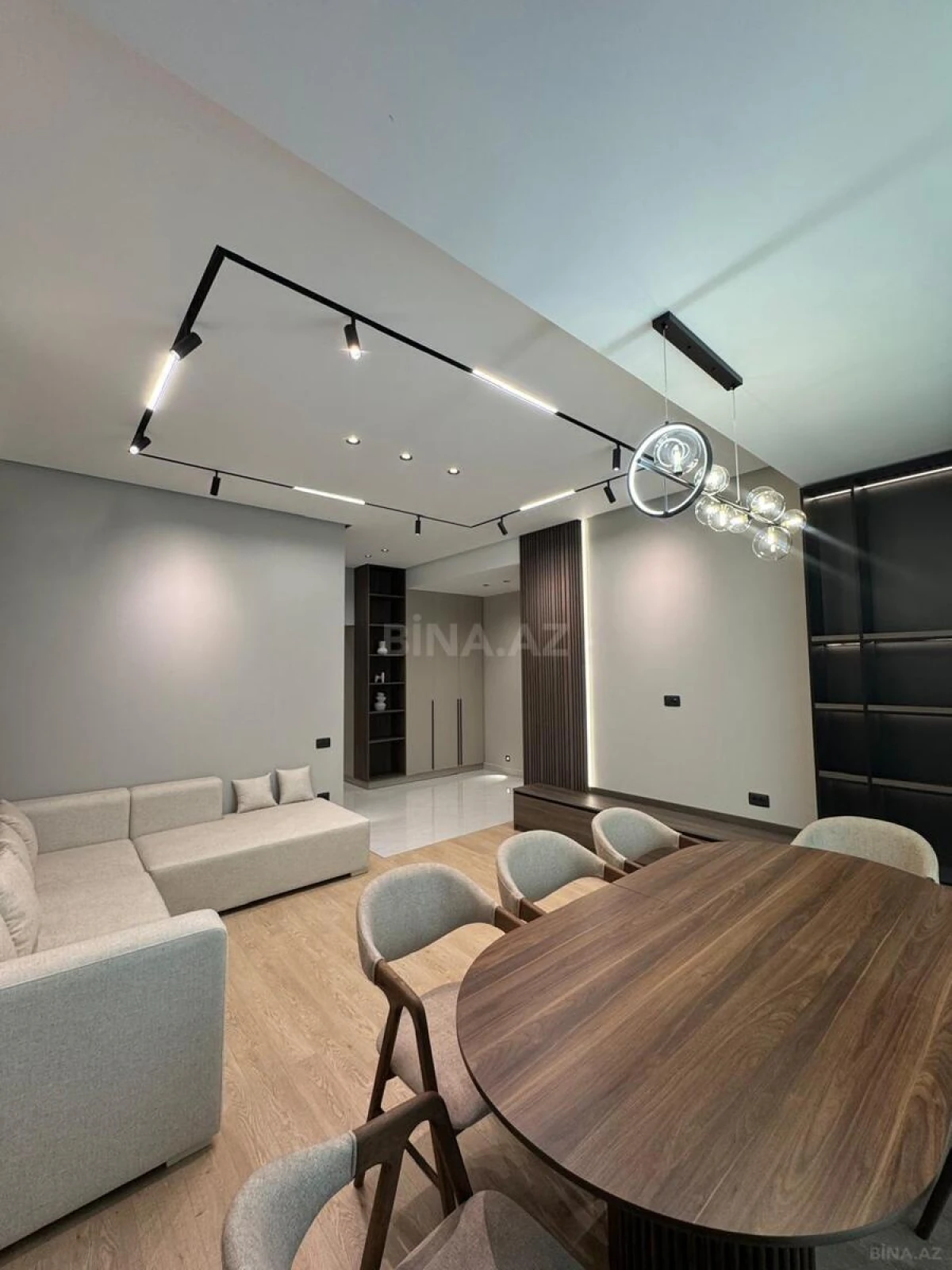 Kirayə verilir 3 otaqlı mənzil 110 m²