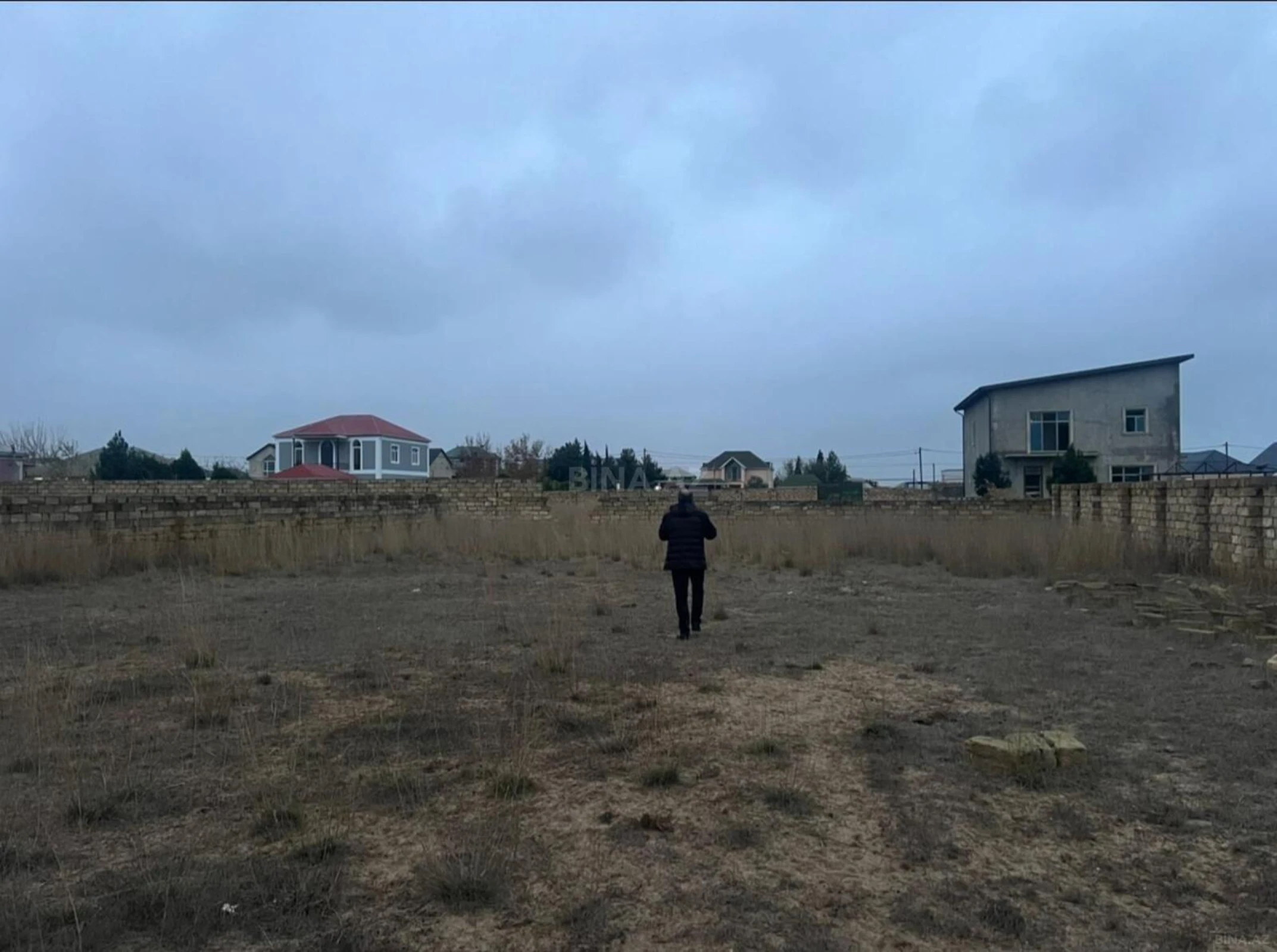 Satılır torpaq sahəsi 12 m²