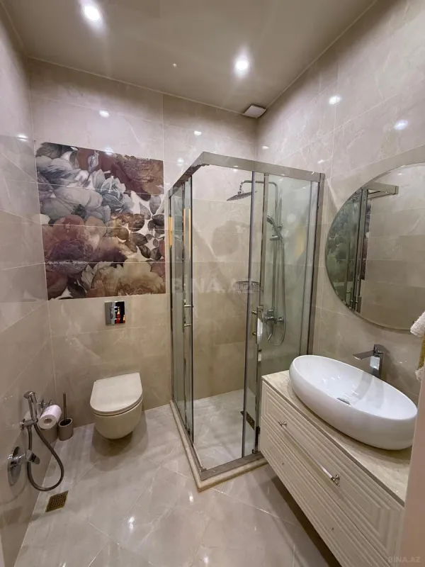 Satılır 2 otaqlı mənzil 65 m²