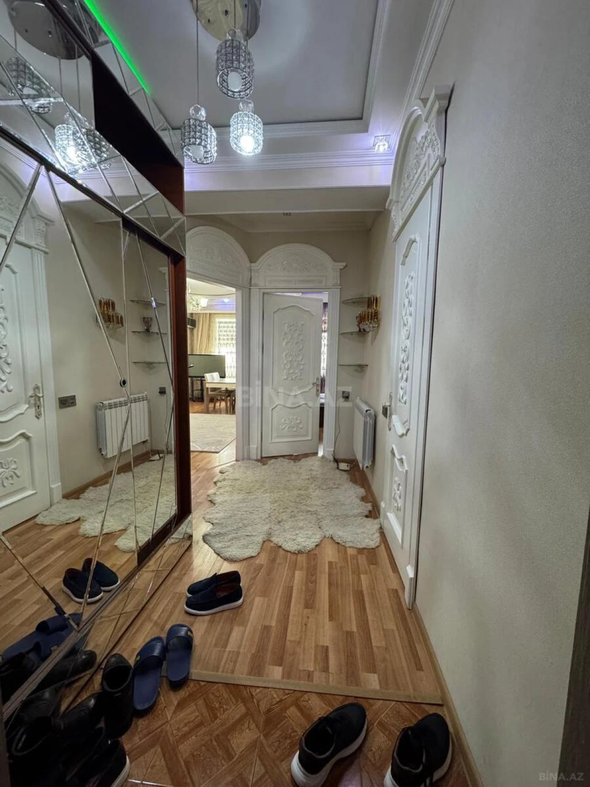 Satılır 2 otaqlı mənzil 55 m²