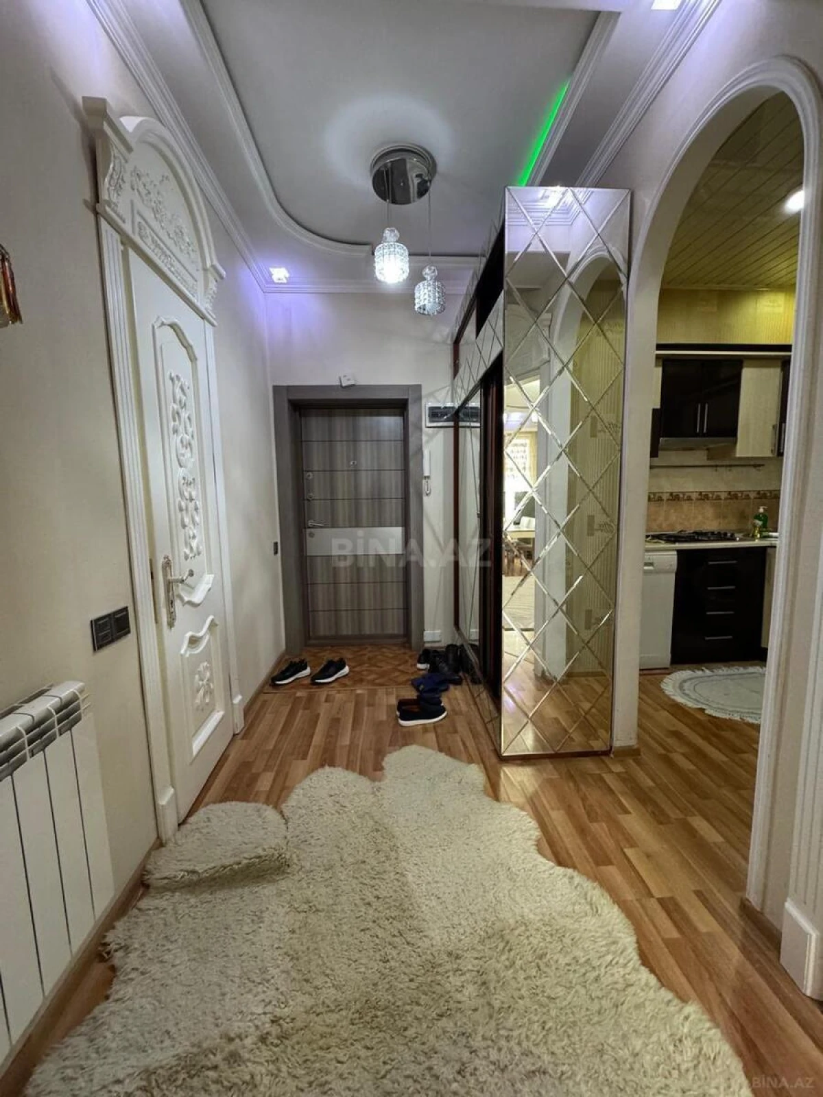 Satılır 2 otaqlı mənzil 55 m²
