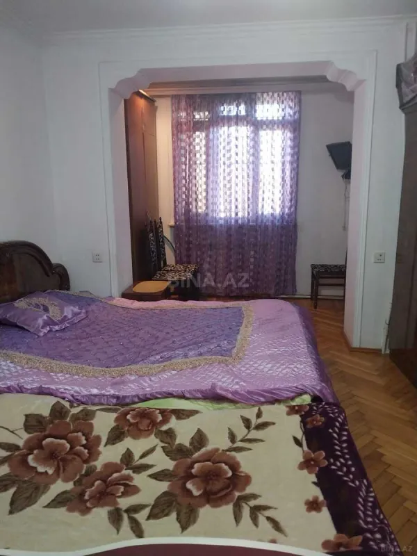 Satılır 3 otaqlı mənzil 110 m²
