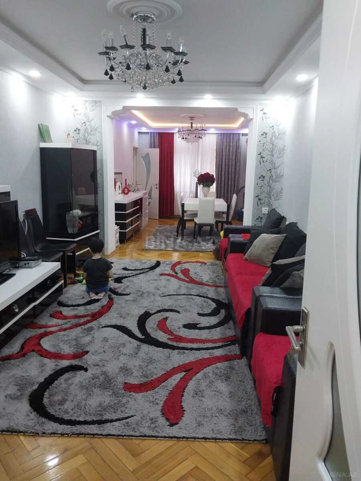 Satılır 3 otaqlı mənzil 110 m²