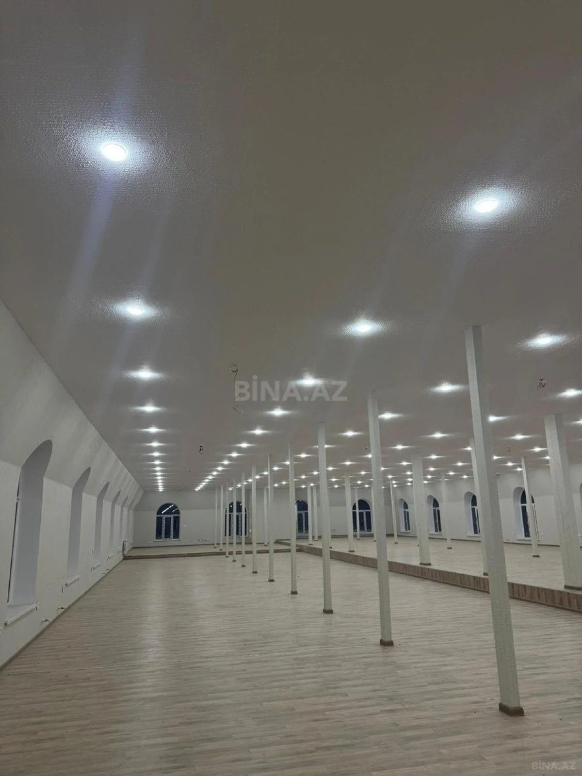 Kirayə verilir obyekt 700 m²