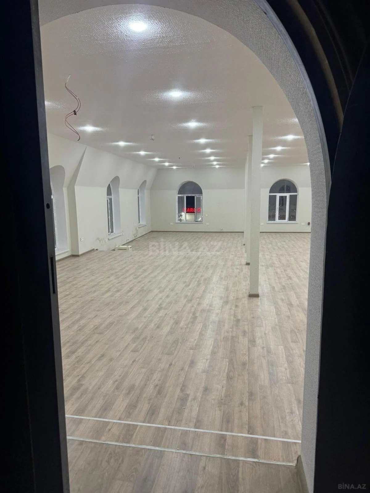 Kirayə verilir obyekt 700 m²