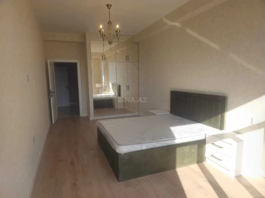 Kirayə verilir 2 otaqlı mənzil 80 m²