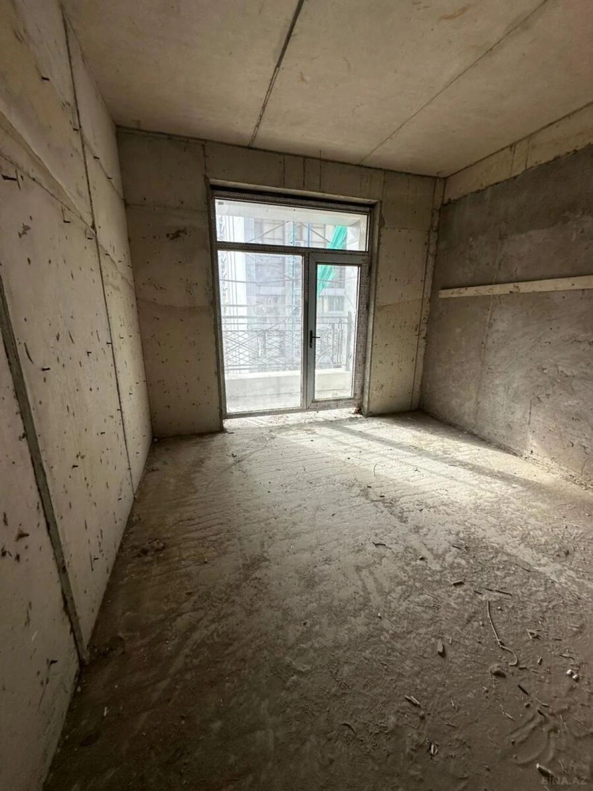 Satılır 3 otaqlı mənzil 110 m²