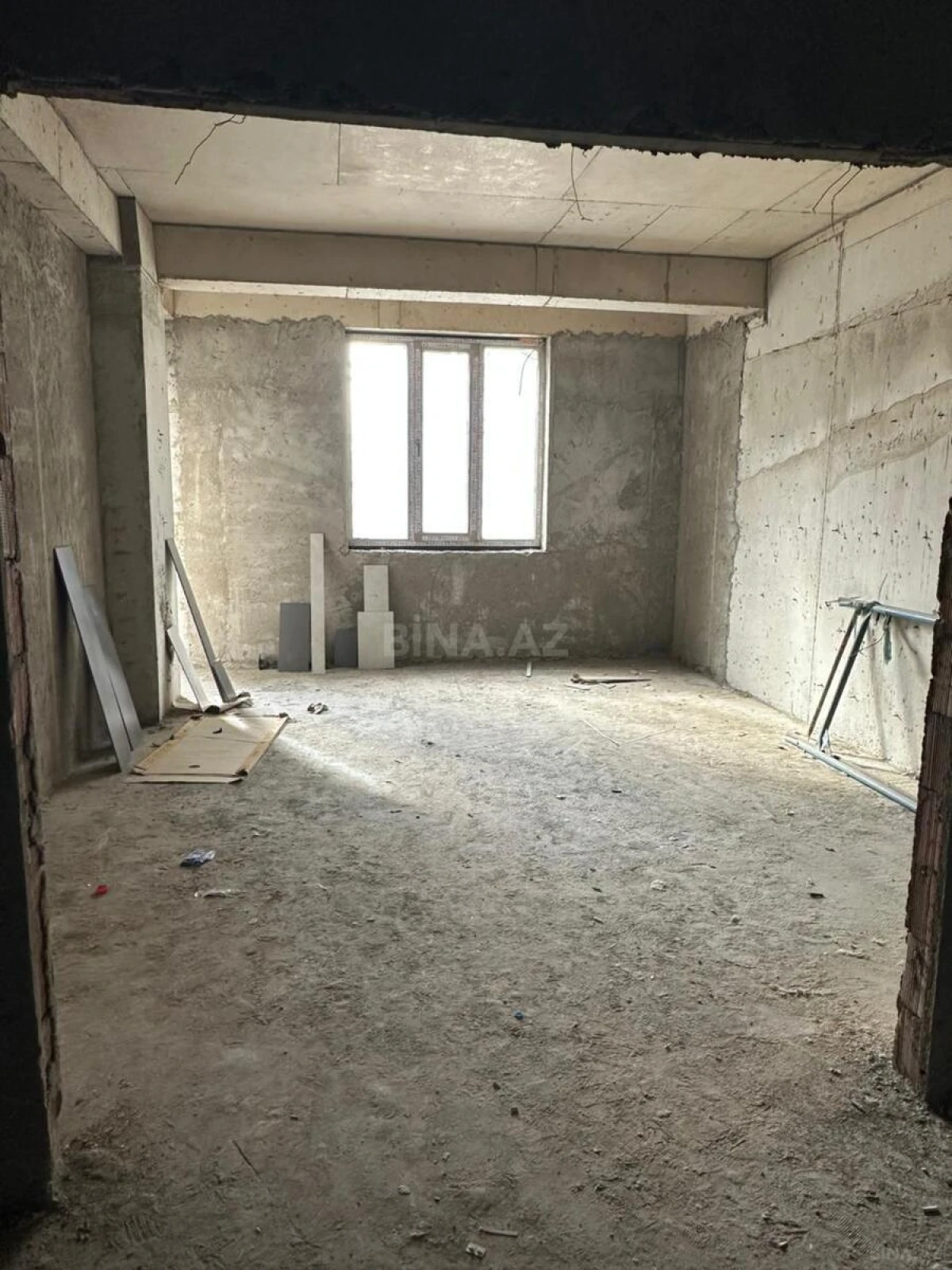 Satılır 3 otaqlı mənzil 110 m²