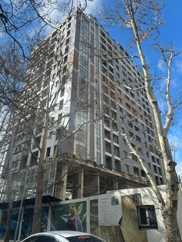 Satılır 3 otaqlı mənzil 110 m²