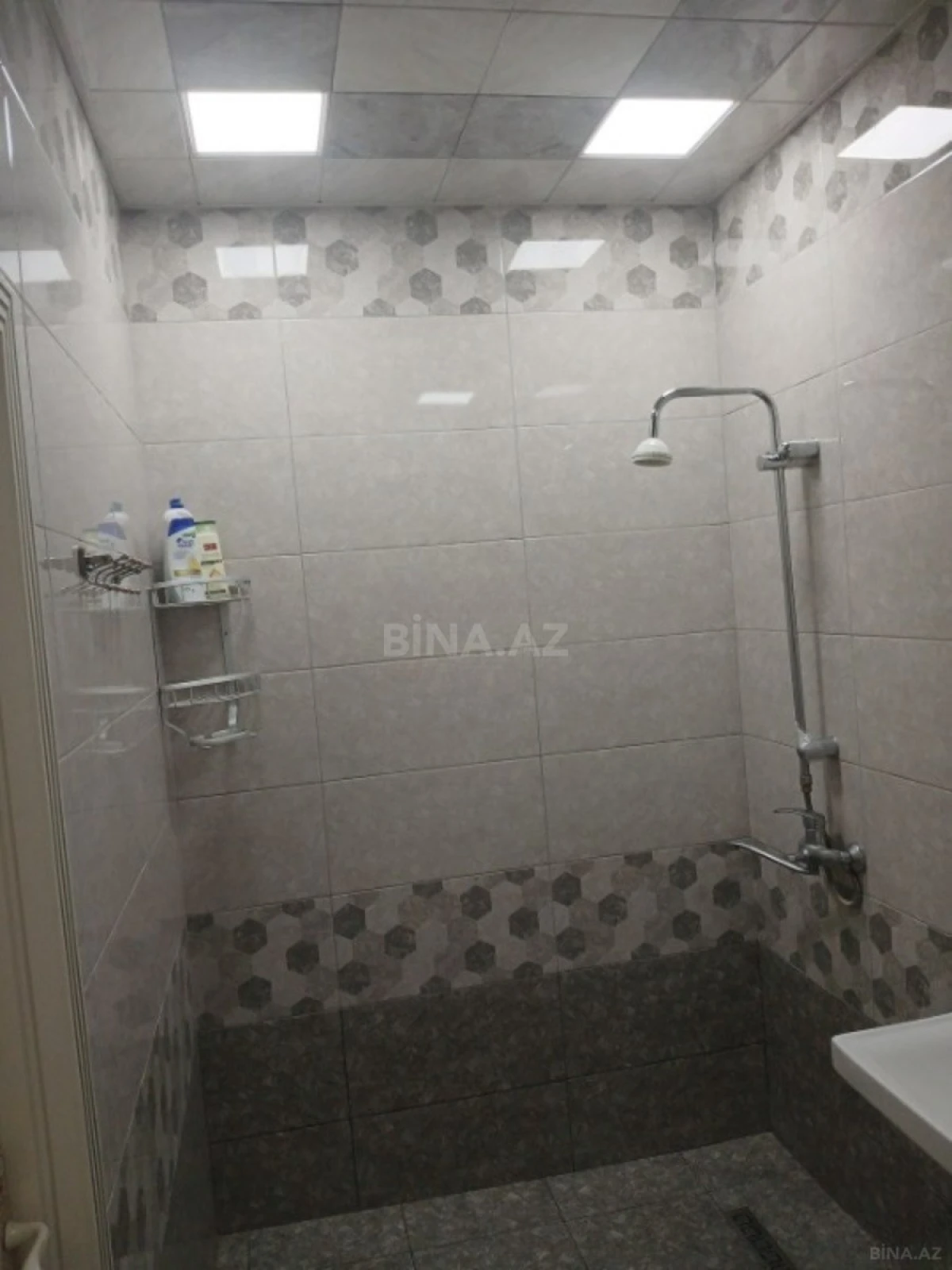 Satılır 3 otaqlı mənzil 70 m²