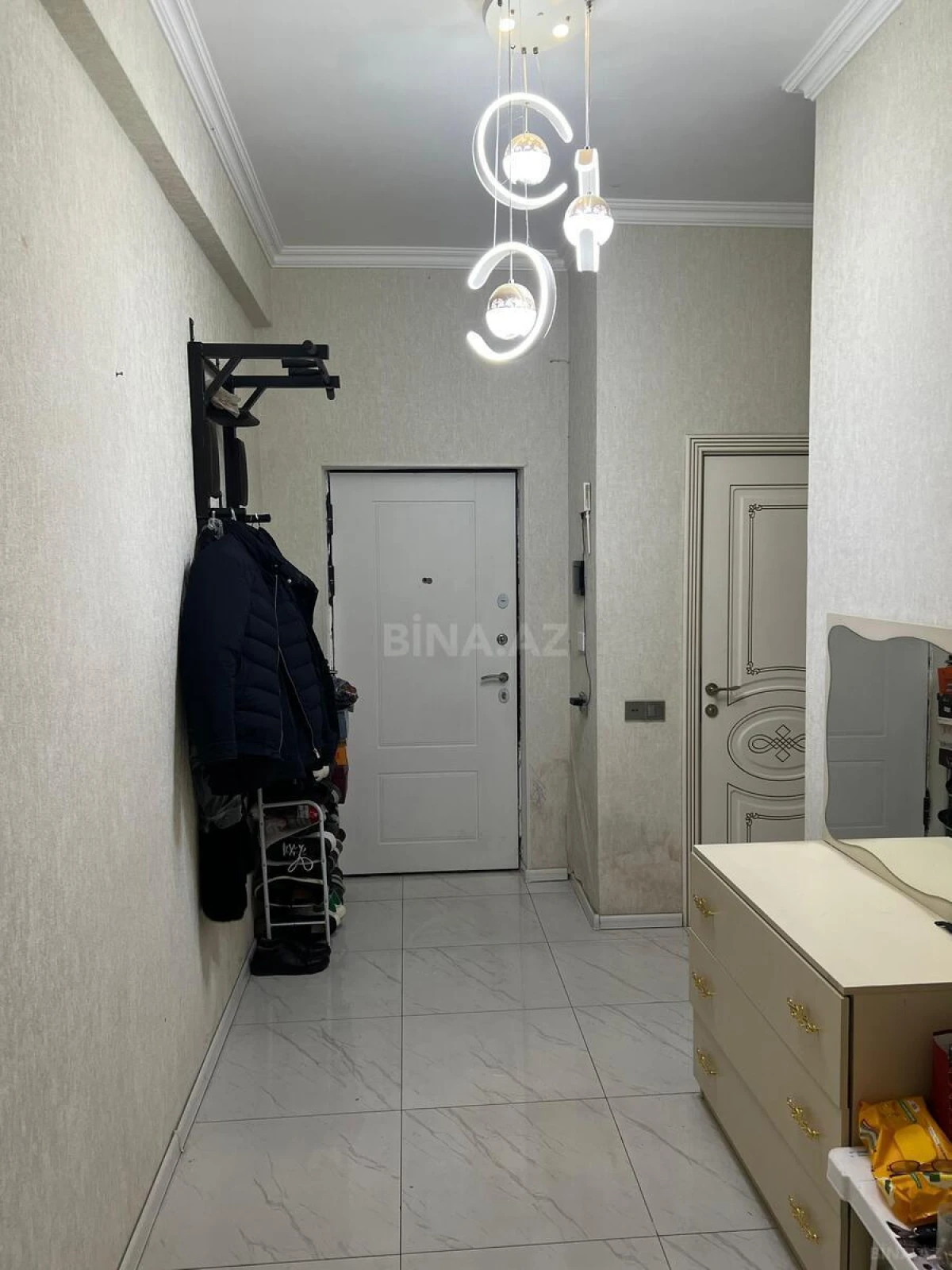 Satılır 2 otaqlı mənzil 64 m²