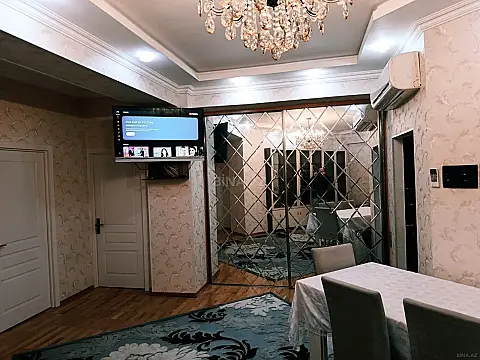 Kirayə verilir 3 otaqlı mənzil 120 m² — Bakı, Yeni Yasamal 3 otaq 120.00 m²