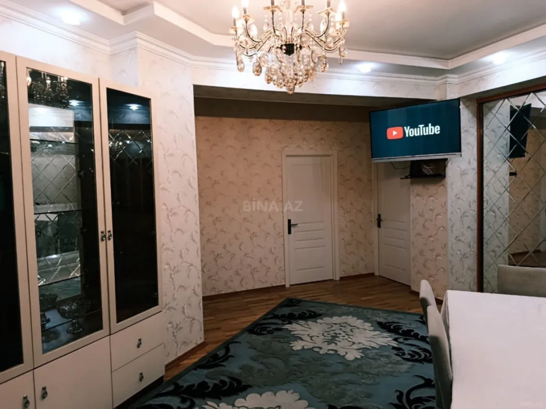 Kirayə verilir 3 otaqlı mənzil 120 m²