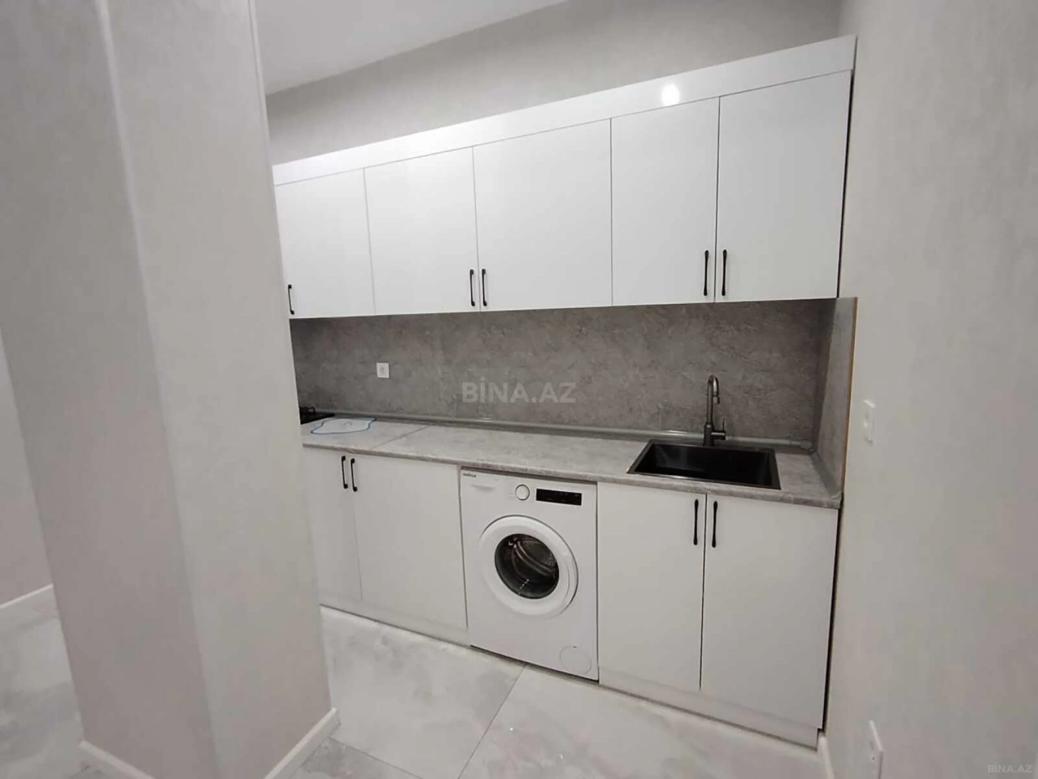 Kirayə verilir 2 otaqlı mənzil 62 m²