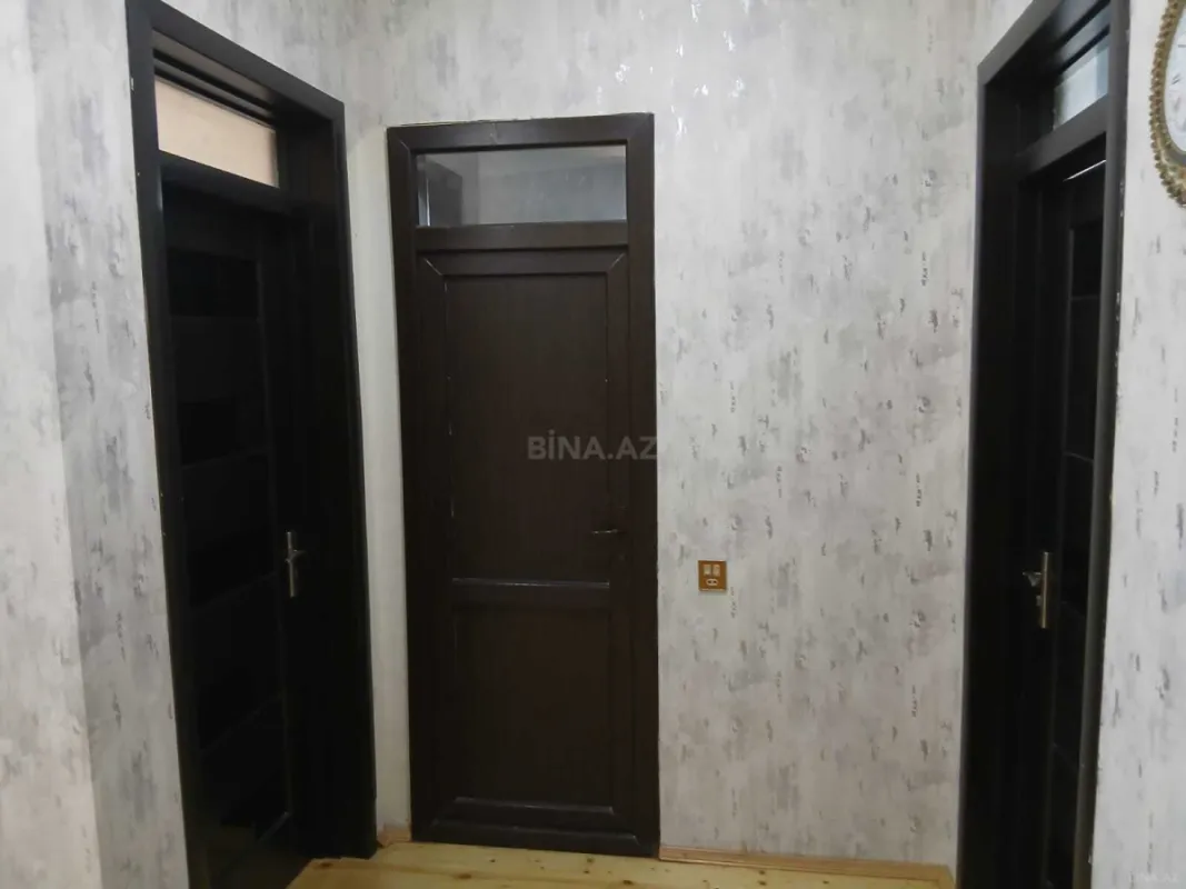 Satılır 5 otaqlı həyət evi 174 m²