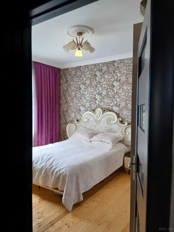 Satılır 5 otaqlı həyət evi 174 m²