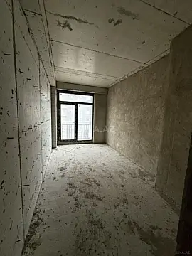 Satılır 4 otaqlı mənzil 170 m²