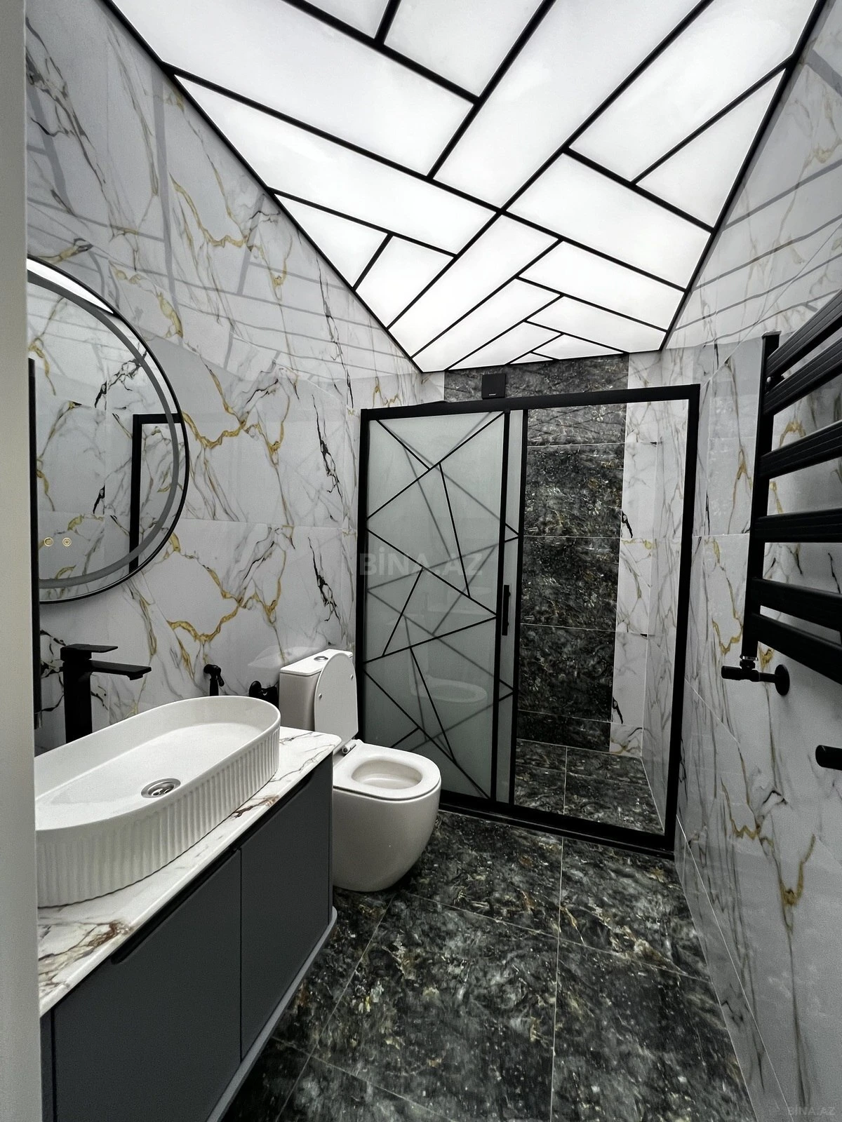 Satılır 3 otaqlı mənzil 99 m²