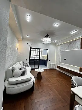Satılır 3 otaqlı mənzil 99 m²