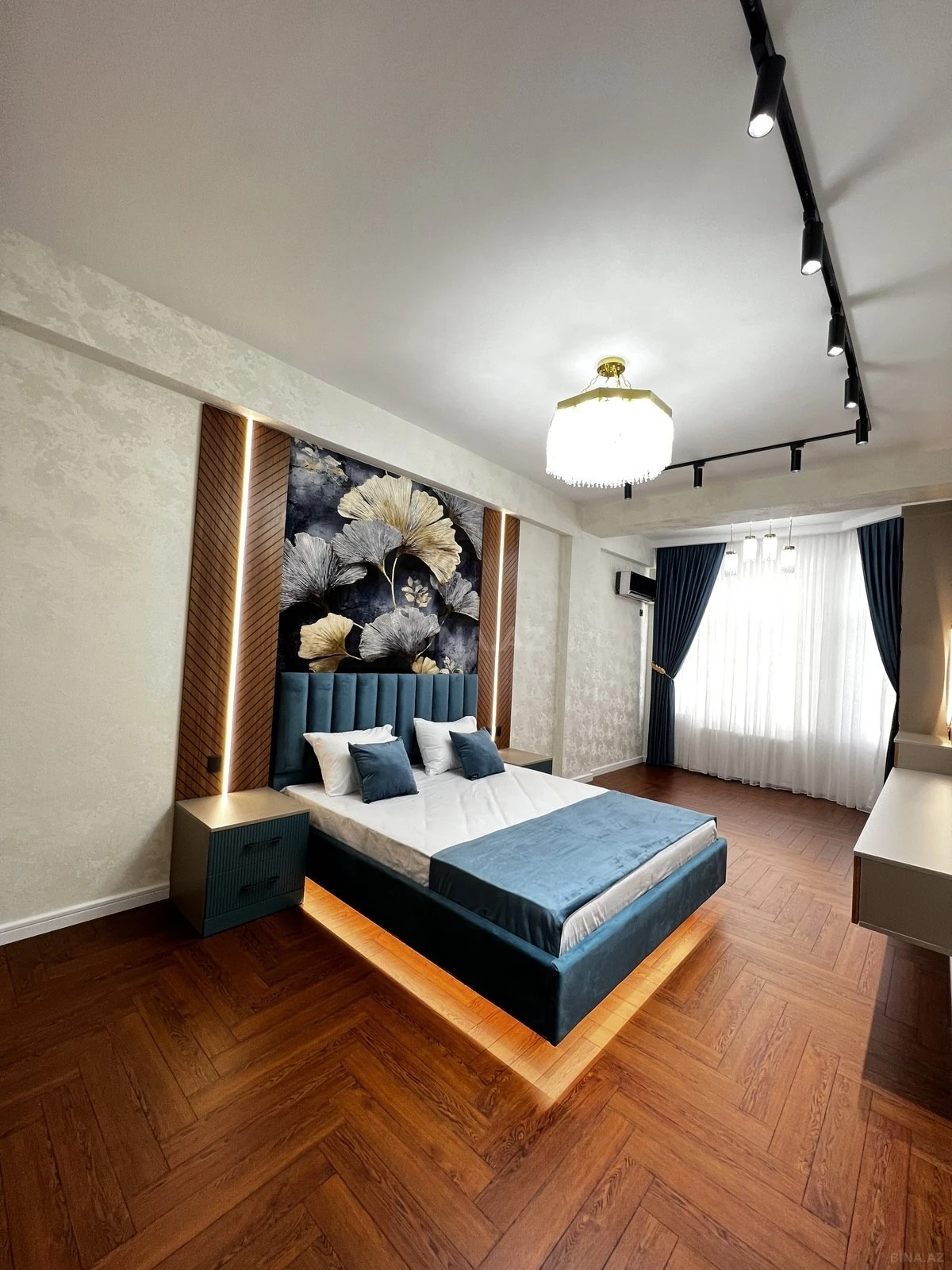 Satılır 3 otaqlı mənzil 99 m²