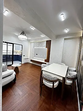Satılır 3 otaqlı mənzil 99 m²