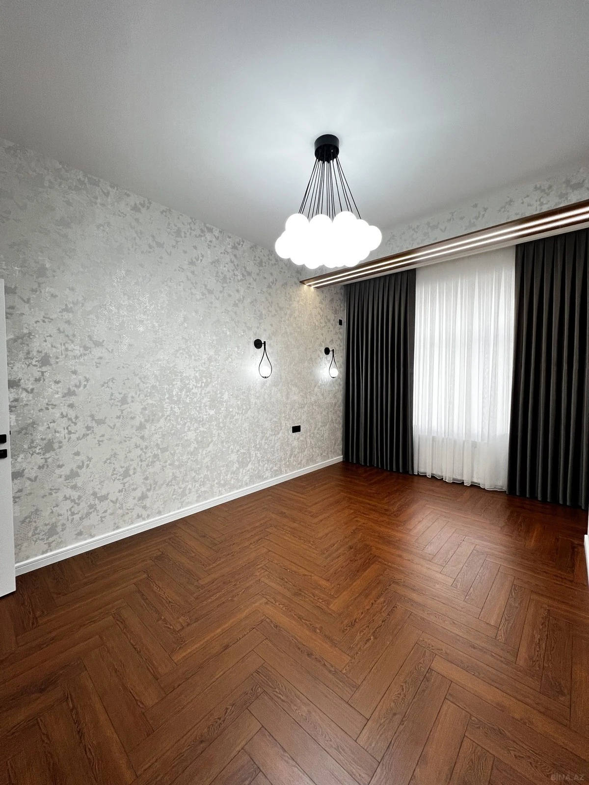 Satılır 3 otaqlı mənzil 99 m²