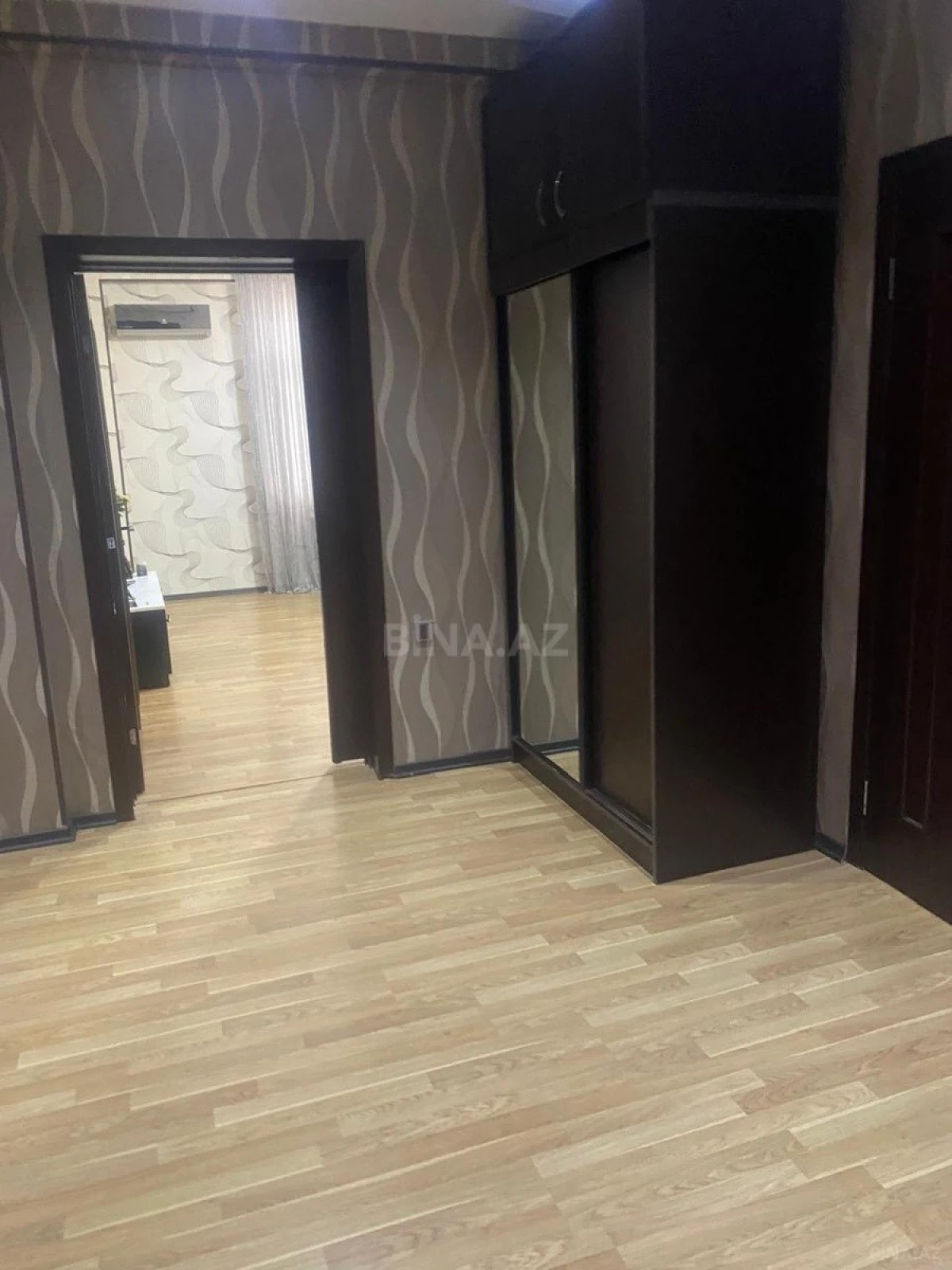 Satılır 3 otaqlı mənzil 100 m²