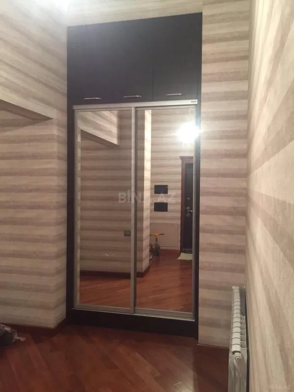 Kirayə verilir 1 otaqlı mənzil 60 m²