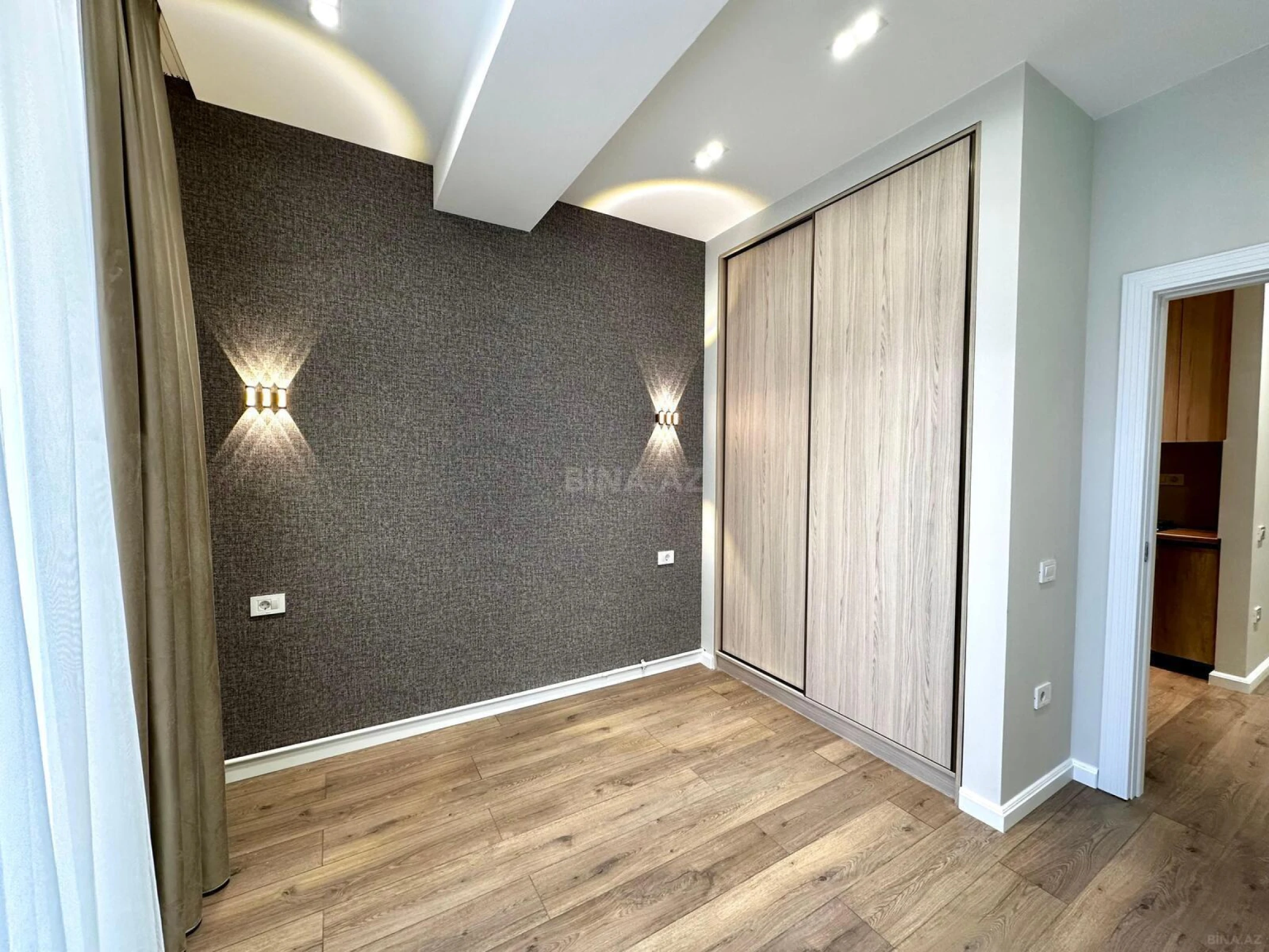 Satılır 2 otaqlı mənzil 55 m²