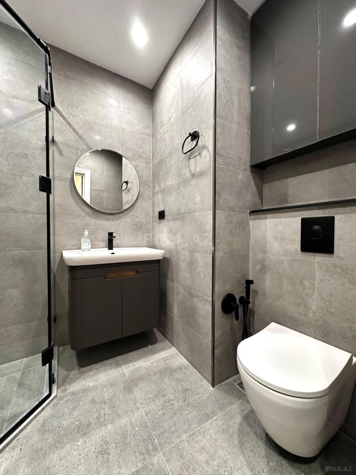 Satılır 2 otaqlı mənzil 55 m²