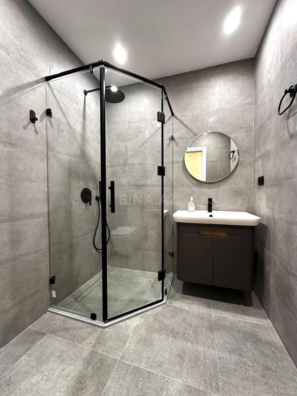 Satılır 2 otaqlı mənzil 55 m²