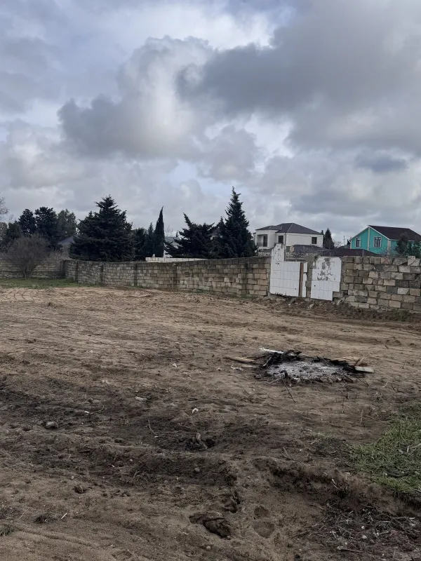 Satılır torpaq sahəsi 2 m²