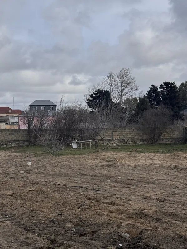 Satılır torpaq sahəsi 2 m²
