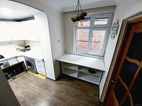 Satılır 3 otaqlı mənzil 70 m²