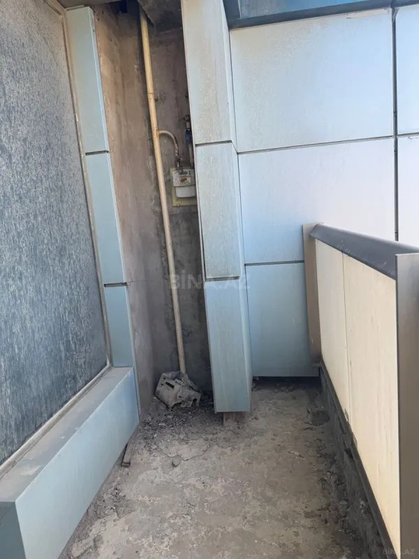 Satılır 4 otaqlı mənzil 192 m²