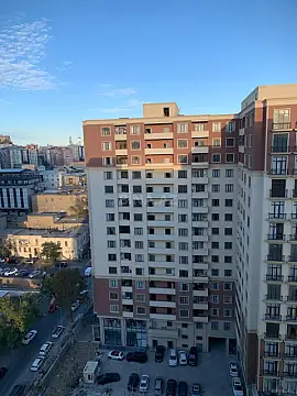 Satılır 1 otaqlı mənzil 62 m²