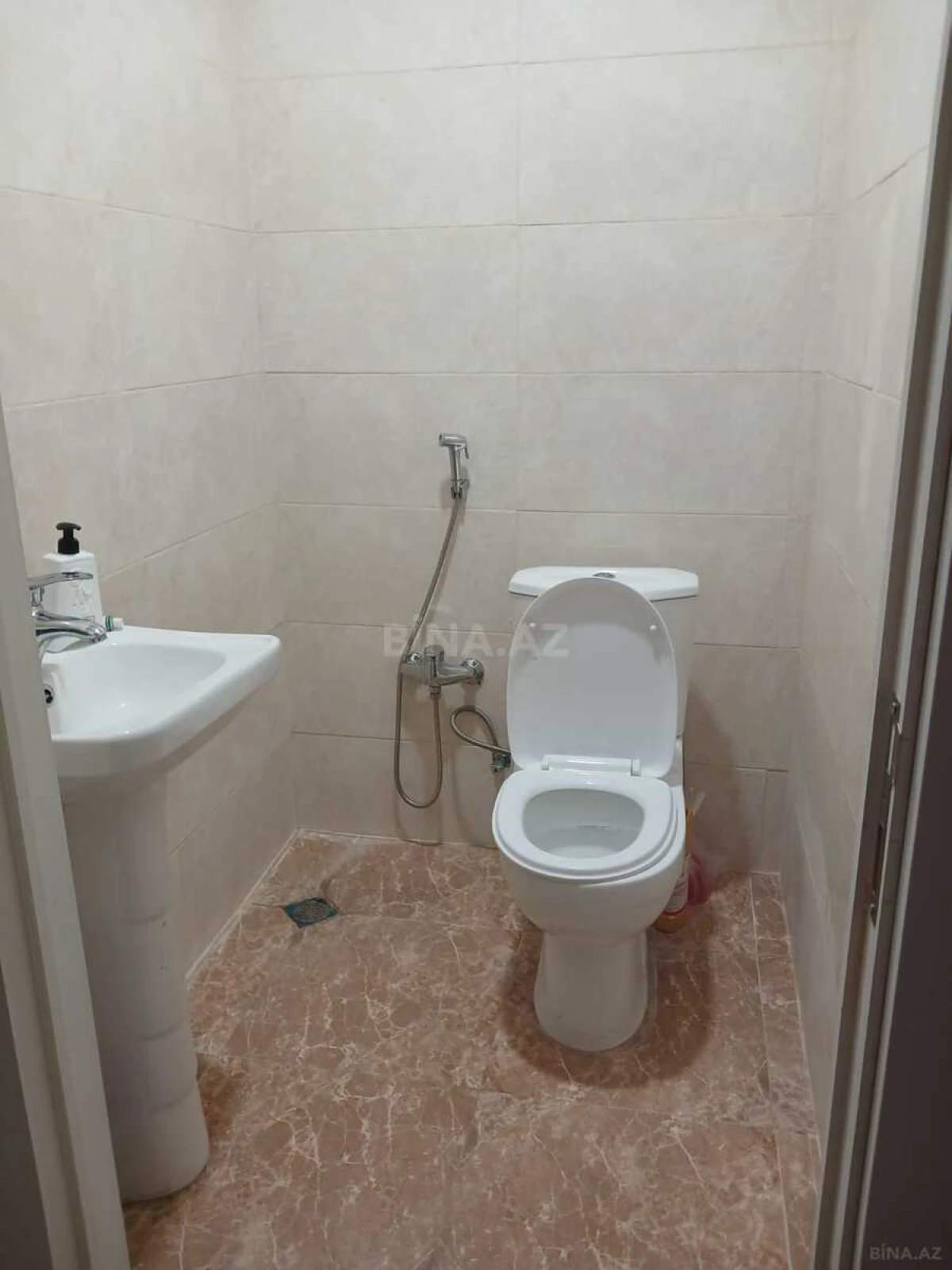 Kirayə verilir 3 otaqlı mənzil 80 m²