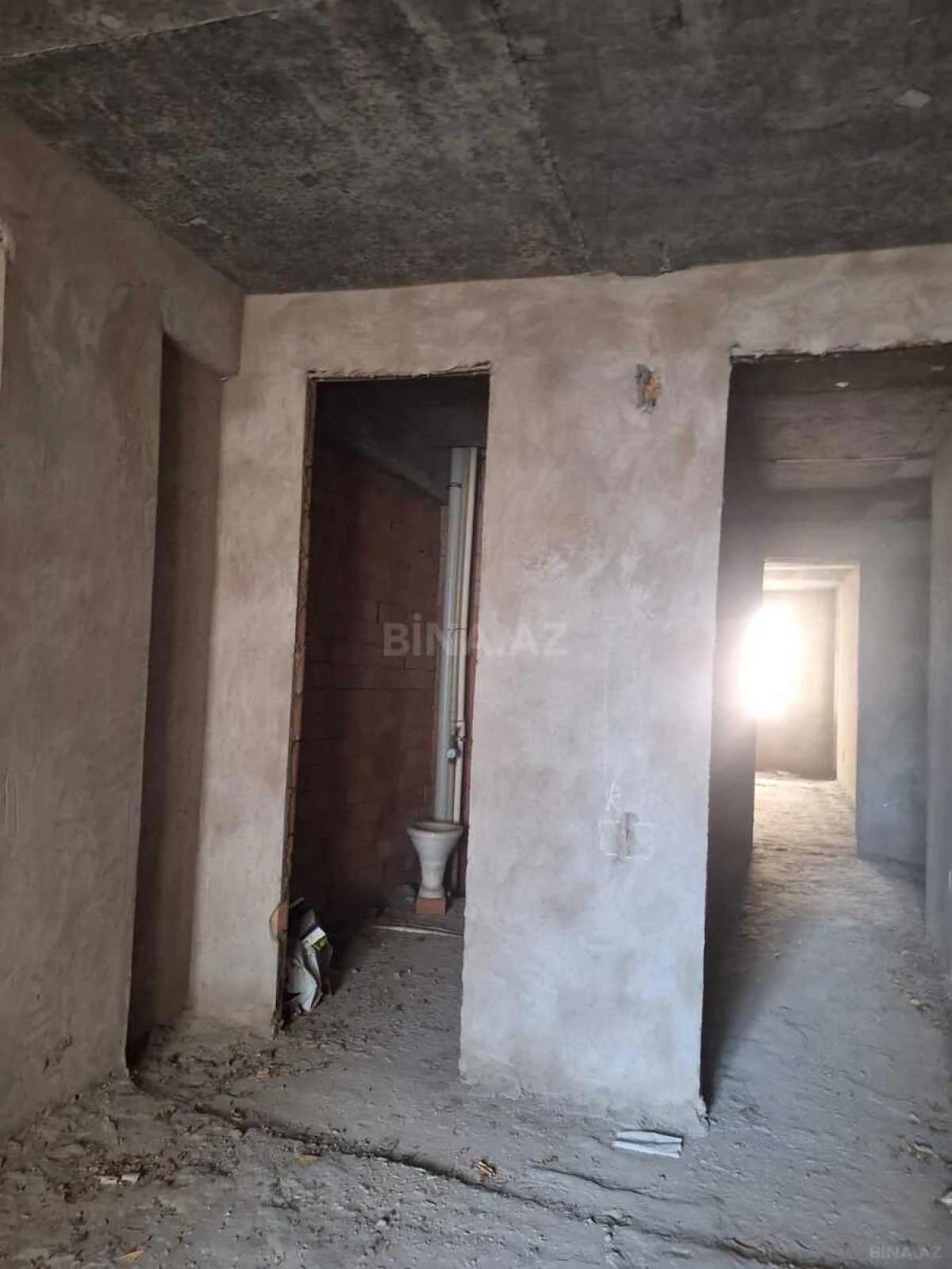 Satılır 2 otaqlı mənzil 85 m²