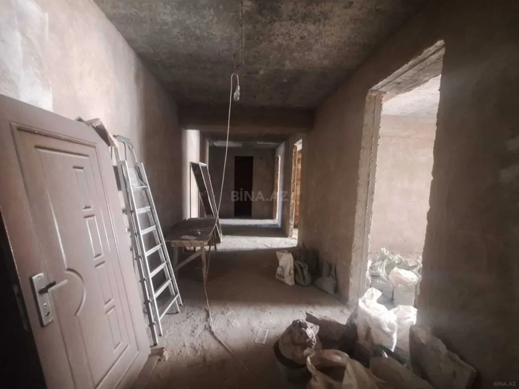 Satılır 2 otaqlı mənzil 85 m²