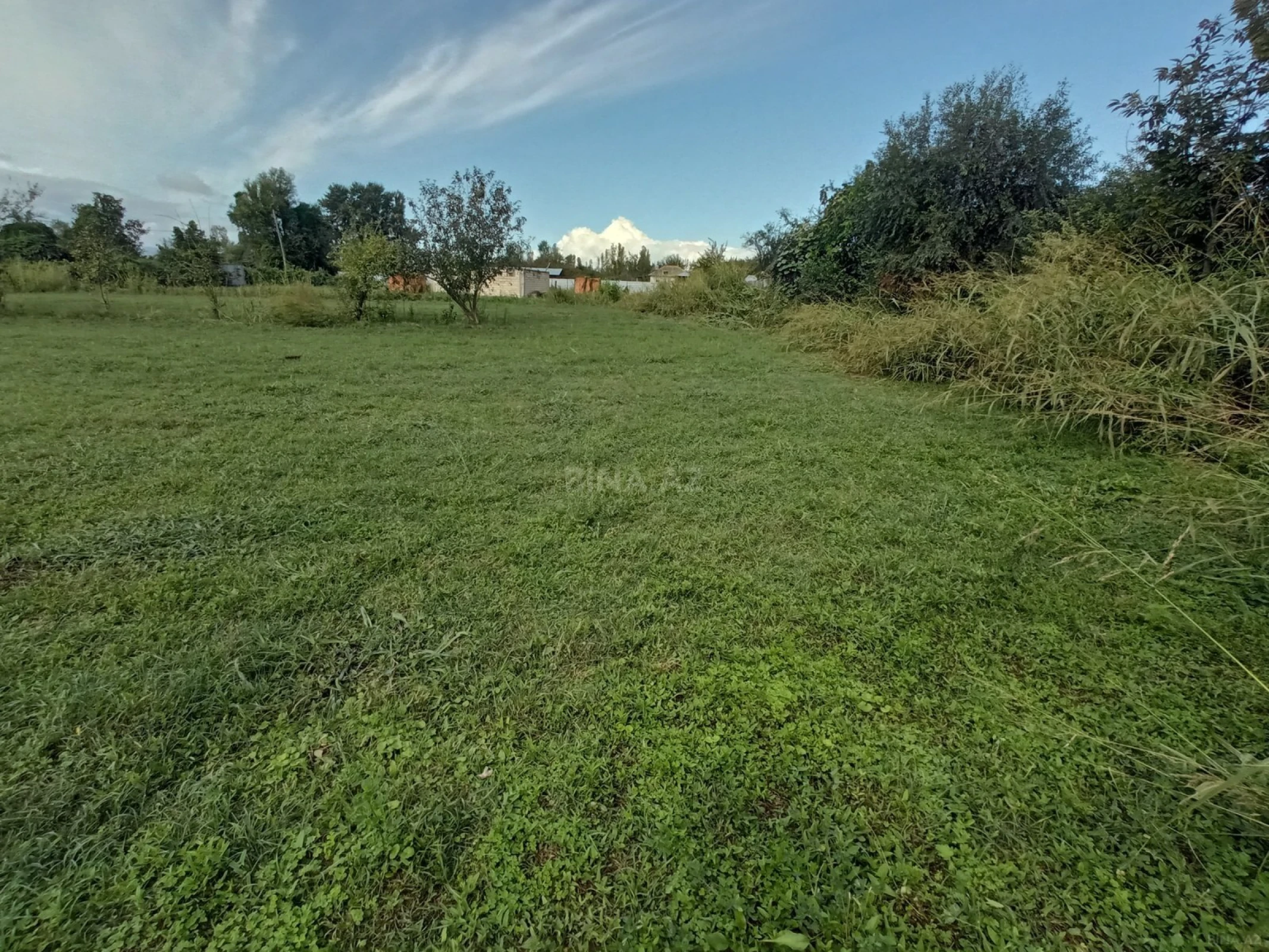 Satılır torpaq sahəsi 20 m²