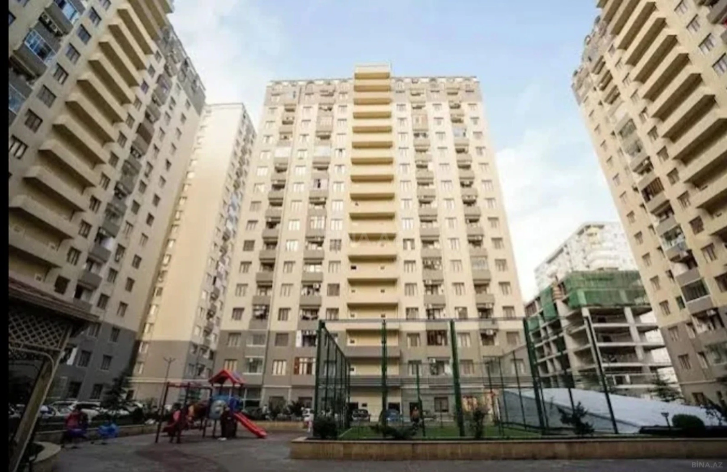 Kirayə verilir 3 otaqlı mənzil 75 m²